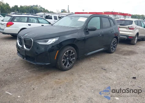2025 BMW X3 30 xDrive z USA, uszkodzony, nr VIN 5UX53GP07S9038334